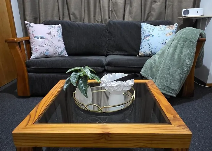 Private Lakeview Loft With Cinema Hébergement de vacances *