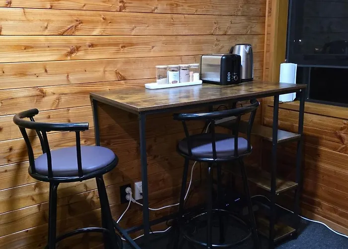 Private Lakeview Loft With Cinema Hébergement de vacances *